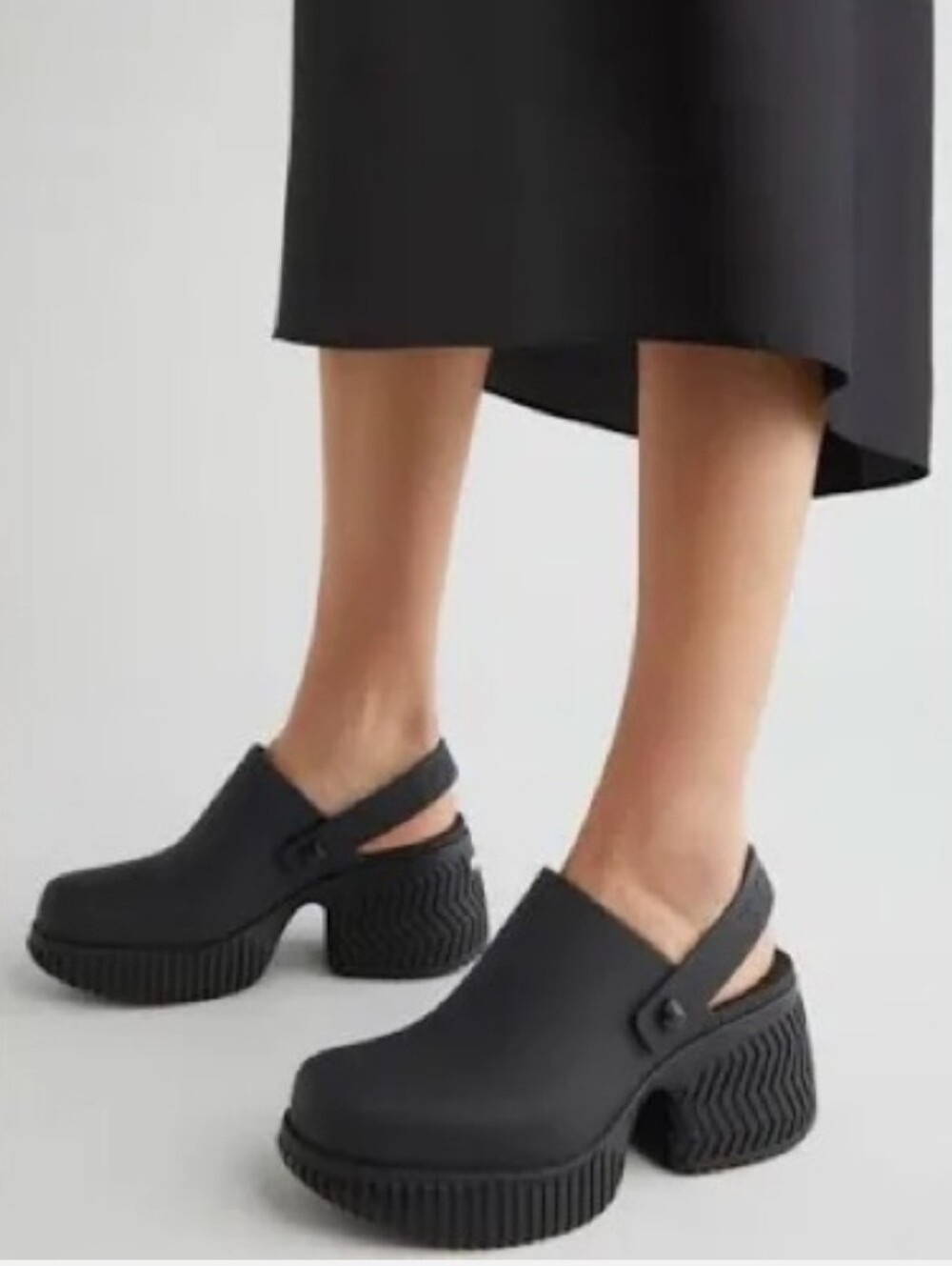 Sorel Ona Clogs Size 8